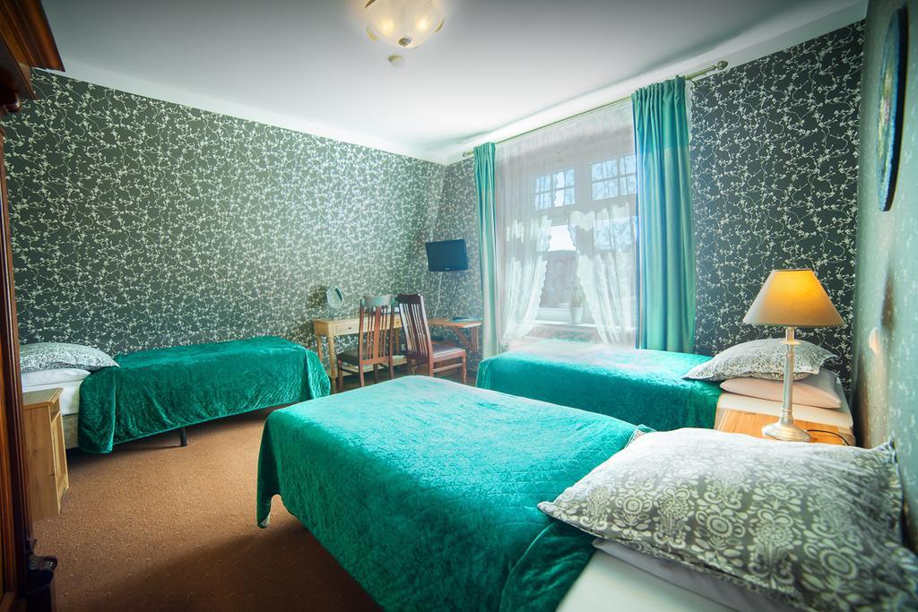 Pensjonat U Kota Wasyla Chodzież Extérieur photo